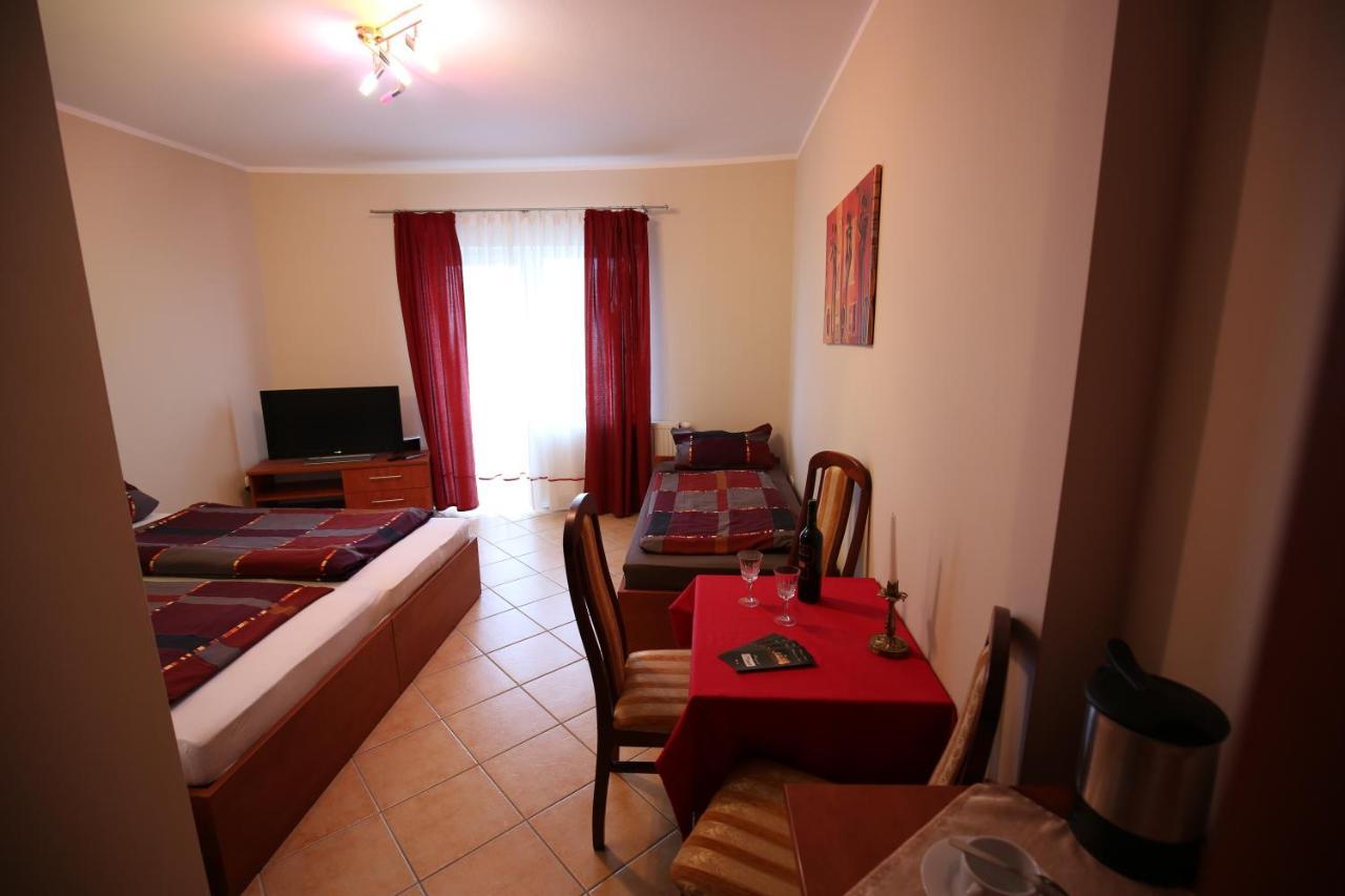 Bed and Breakfast Eurobaltyk Rewal Exterior foto